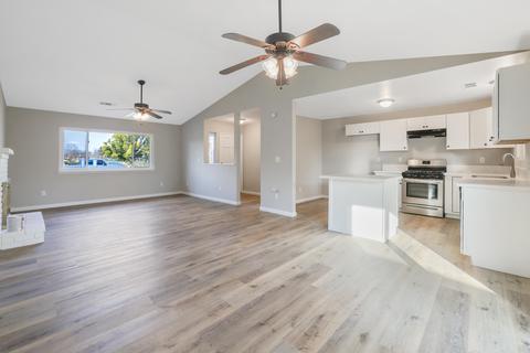 1541 E Cypress Ave, Tulare, CA 93274 photo 9