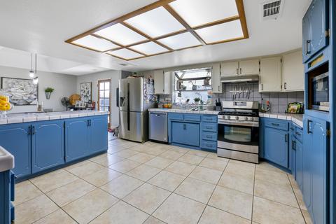 2721 Patterson Ave, Corcoran, CA 93212 photo 11