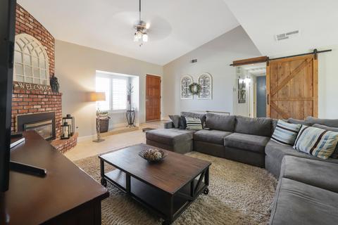 2721 Patterson Ave, Corcoran, CA 93212 photo 5