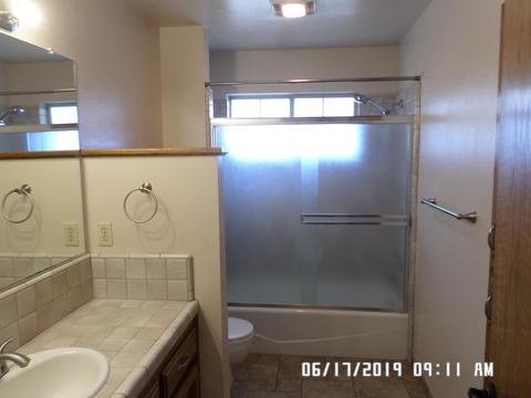 1006 E Cambridge Ave, Visalia, CA 93292 photo 12
