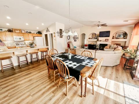 1559 Big Sur Dr, Lemoore, CA 93245 photo 2