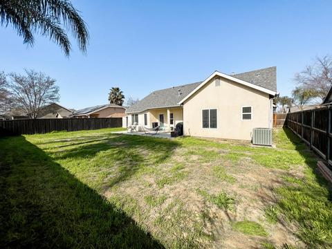 1113 Avalon Dr, Lemoore, CA 93245 photo 21