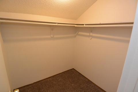 1952 E Harold Ave, Visalia, CA 93292 photo 18