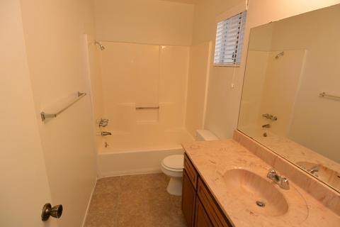 1952 E Harold Ave, Visalia, CA 93292 photo 19
