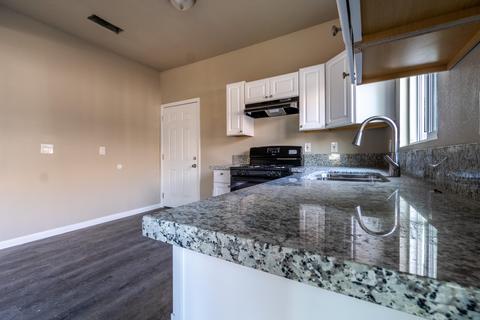 19741 Balfour Dr, Strathmore, CA 93267 photo 8