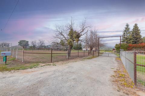 30740 Mehrten Dr, Exeter, CA 93221 photo 5