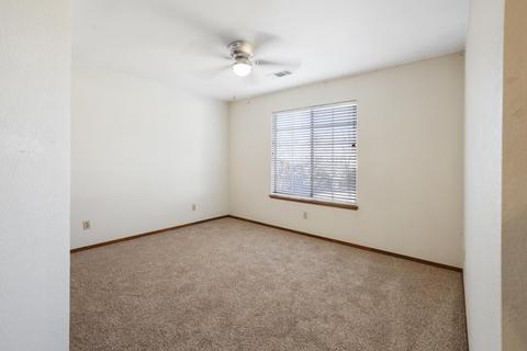 4615 W Iris Ave, Visalia, CA 93277 photo 21