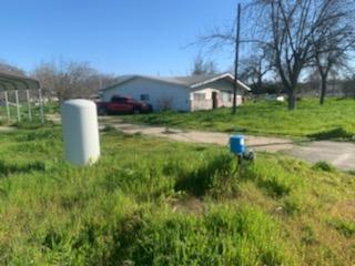 52 S Piedra Rd, Sanger, CA 93657 photo 2