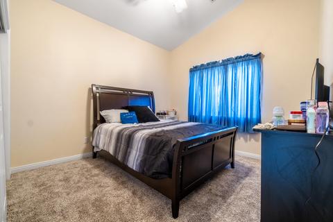 3748 E Paradise Ave, Visalia, CA 93292 photo 18