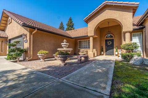 3748 E Paradise Ave, Visalia, CA 93292 photo 4