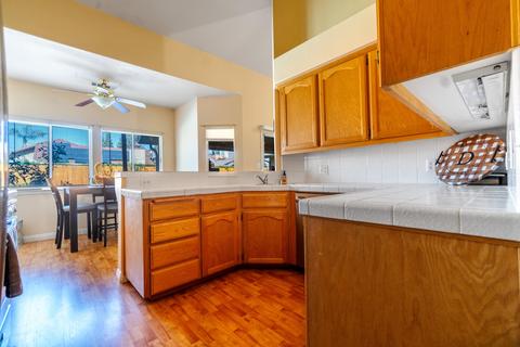 3748 E Paradise Ave, Visalia, CA 93292 photo 15