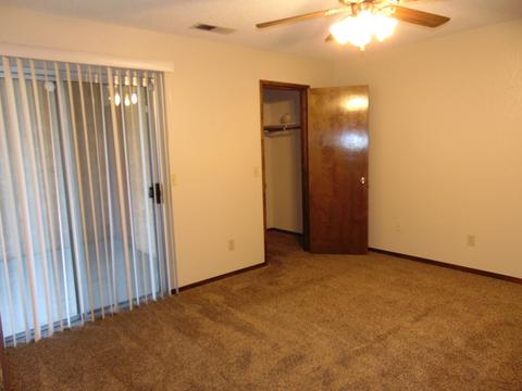 1313 E Millard Way, Dinuba, CA 93618 photo 7