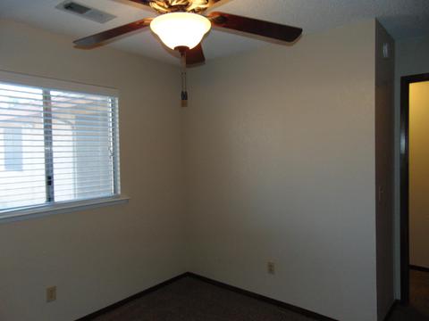 1313 E Millard Way, Dinuba, CA 93618 photo 9