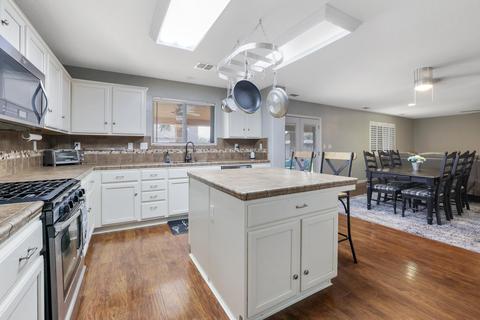4313 E Bennett Cir, Visalia, CA 93292 photo 19