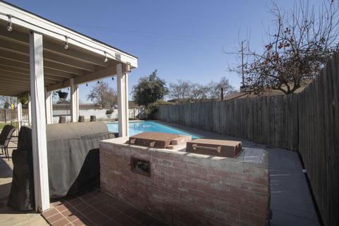 2823 E Vine Ave, Visalia, CA 93292 photo 28