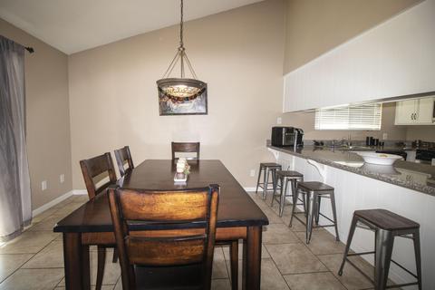 2823 E Vine Ave, Visalia, CA 93292 photo 11