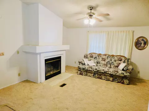 21825 Badger Hill Avenue Ave, Exeter, CA 93221 photo 9