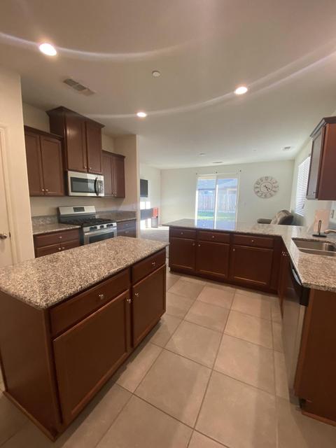 3075 Bora Ave, Tulare, CA 93274 photo 7