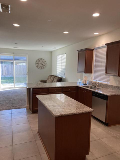 3075 Bora Ave, Tulare, CA 93274 photo 6