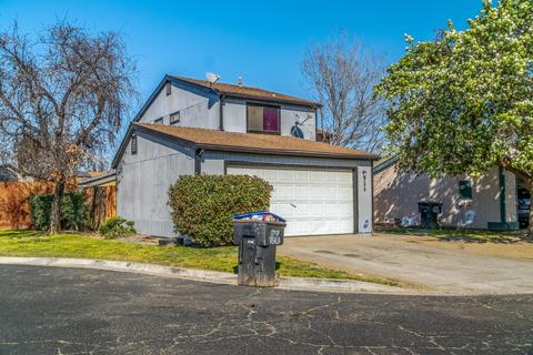 208 Elowin Ct, Visalia, CA 93291 photo 3