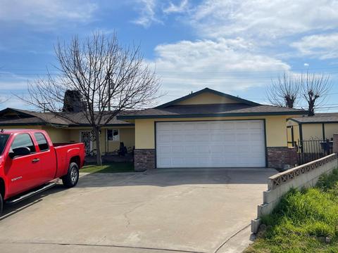1629 E Cheryl Ln, Tulare, CA 93274 photo 2
