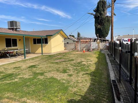 1629 E Cheryl Ln, Tulare, CA 93274 photo 17
