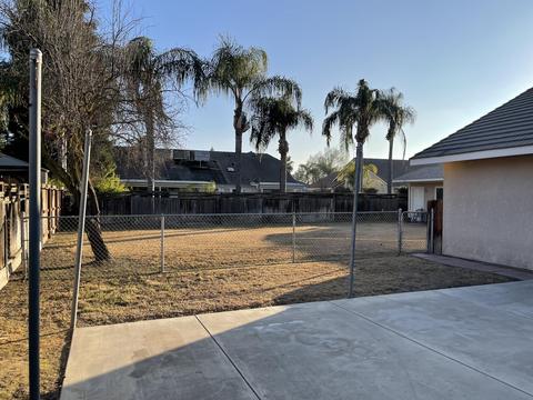 539 E Modoc Ave, Visalia, CA 93292 photo 22