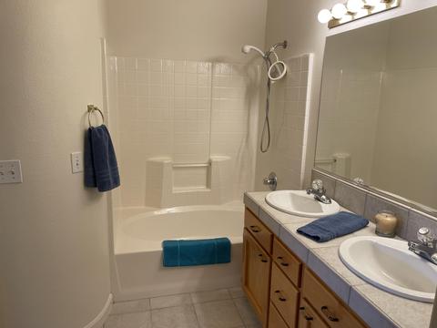 539 E Modoc Ave, Visalia, CA 93292 photo 5