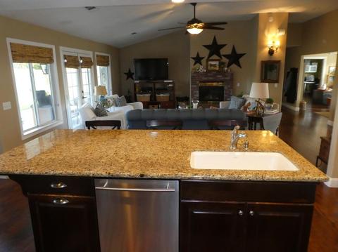 2100 Shell Ct, Tulare, CA 93274 photo 10