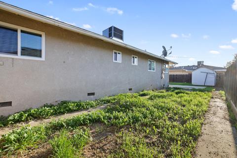 956 W 24th St, Merced, CA 95340 photo 25
