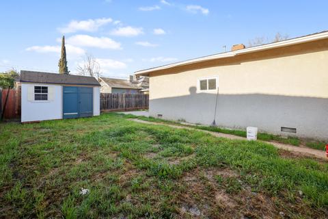 956 W 24th St, Merced, CA 95340 photo 21