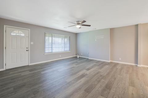 956 W 24th St, Merced, CA 95340 photo 6