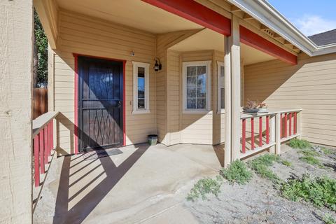 2138 E Kaweah Ct, Visalia, CA 93292 photo 7