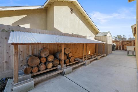 2138 E Kaweah Ct, Visalia, CA 93292 photo 41
