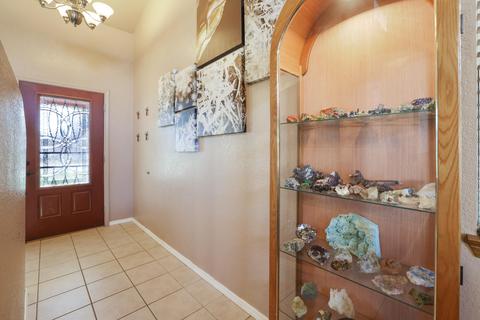 2138 E Kaweah Ct, Visalia, CA 93292 photo 8