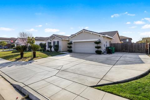 991 E Skylar Ave, Fowler, CA 93625 photo 1