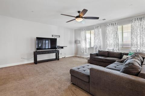 991 E Skylar Ave, Fowler, CA 93625 photo 16