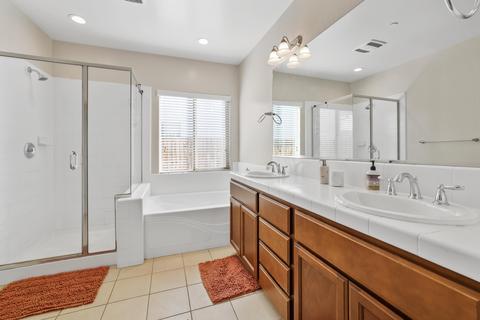 991 E Skylar Ave, Fowler, CA 93625 photo 29