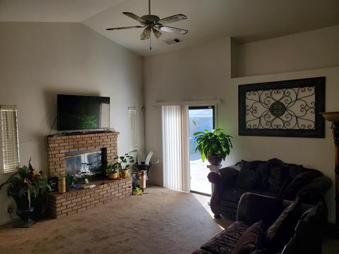 737 Alpha St, Tulare, CA 93274 photo 4