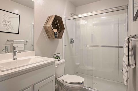 905 E Cameron Ave, Visalia, CA 93292 photo 19