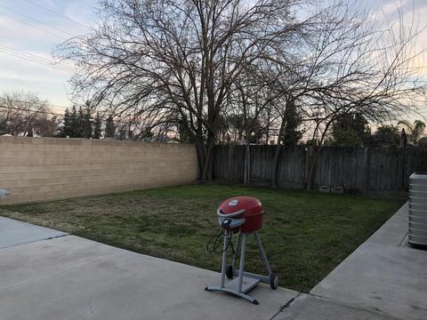 979 Robin Ct, Hanford, CA 93230 photo 6