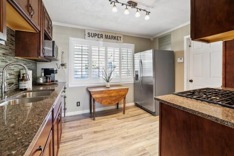 609 E Laurel Ave, Visalia, CA 93292 photo 9