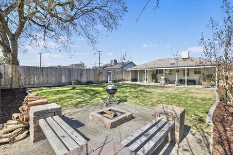 609 E Laurel Ave, Visalia, CA 93292 photo 21