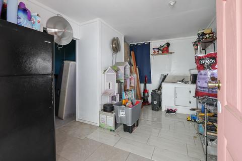 565 N State St, Earlimart, CA 93219 photo 25