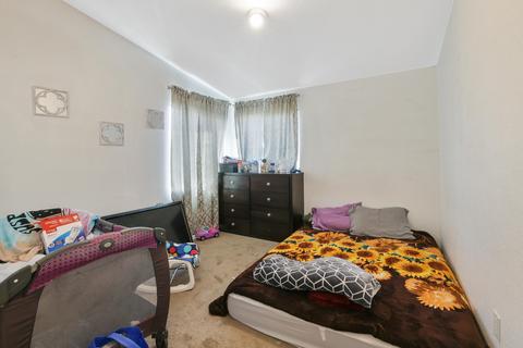 565 N State St, Earlimart, CA 93219 photo 17