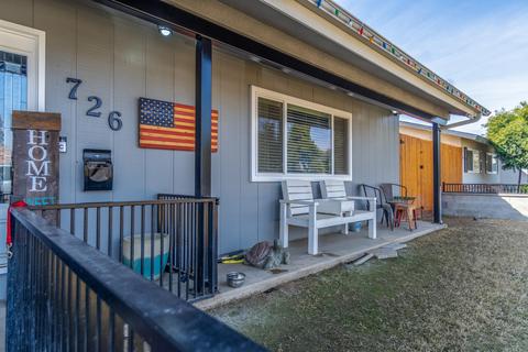 726 Westwood Dr, Exeter, CA 93221 photo 2