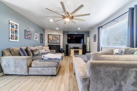 726 Westwood Dr, Exeter, CA 93221 photo 4