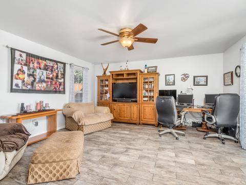 65 W Spring Ln, Lemoore, CA 93245 photo 13