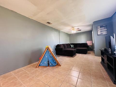 15745 Paradise Ave, Ivanhoe, CA 93235 photo 4