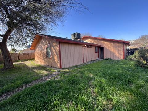 15745 Paradise Ave, Ivanhoe, CA 93235 photo 14